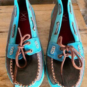 Twisted X boat shoes size 9.5